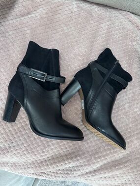NWT Clarks Black Leather & Suede Ankle Heeled Boots with Buckle Strap